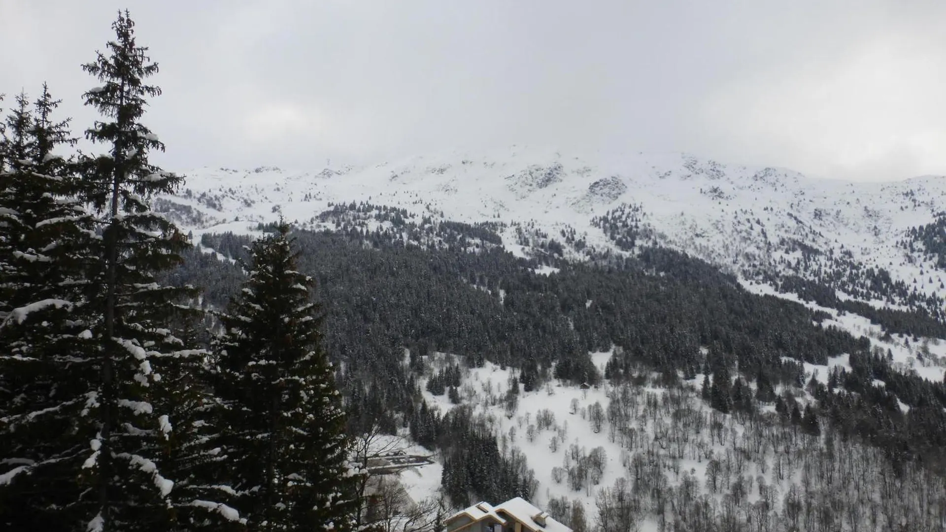 Apartment Appartement 2 Pieces A Meribel, Proche Piste Et Commerces, Avec Parking Et Casier A Ski - Fr-1-411-717 Les Allues