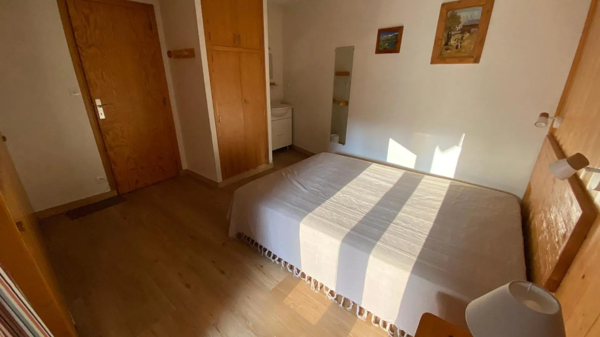 Apartment Appartement 2 Pieces A Meribel, Proche Piste Et Commerces, Avec Parking Et Casier A Ski - Fr-1-411-717 Les Allues